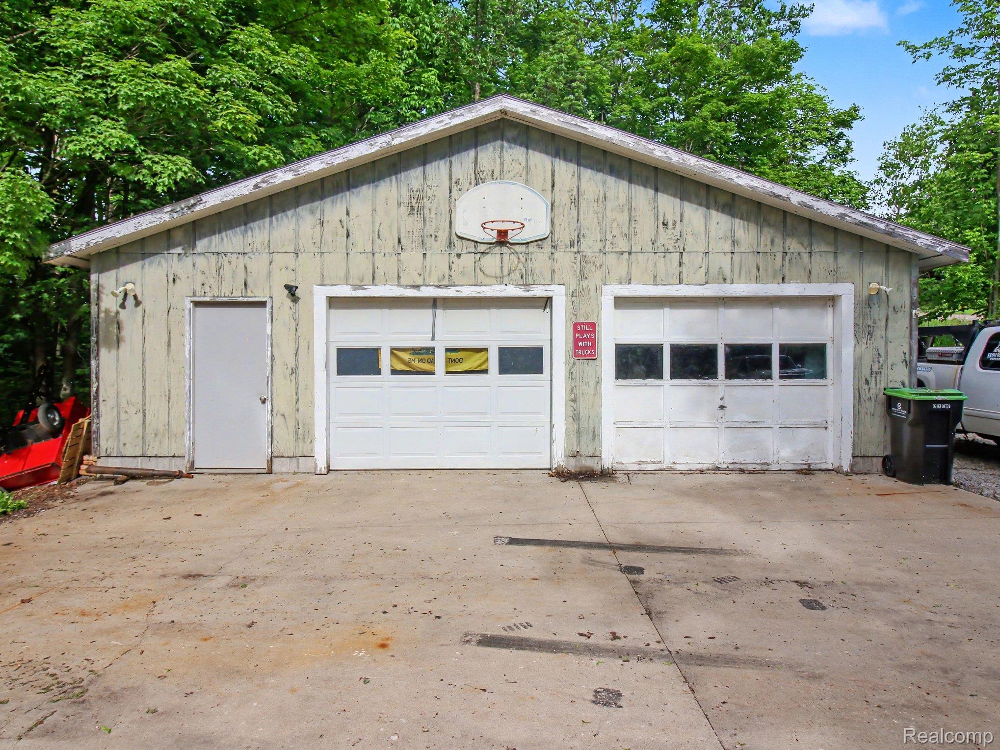 3621 Atkins Road Property Photo 29