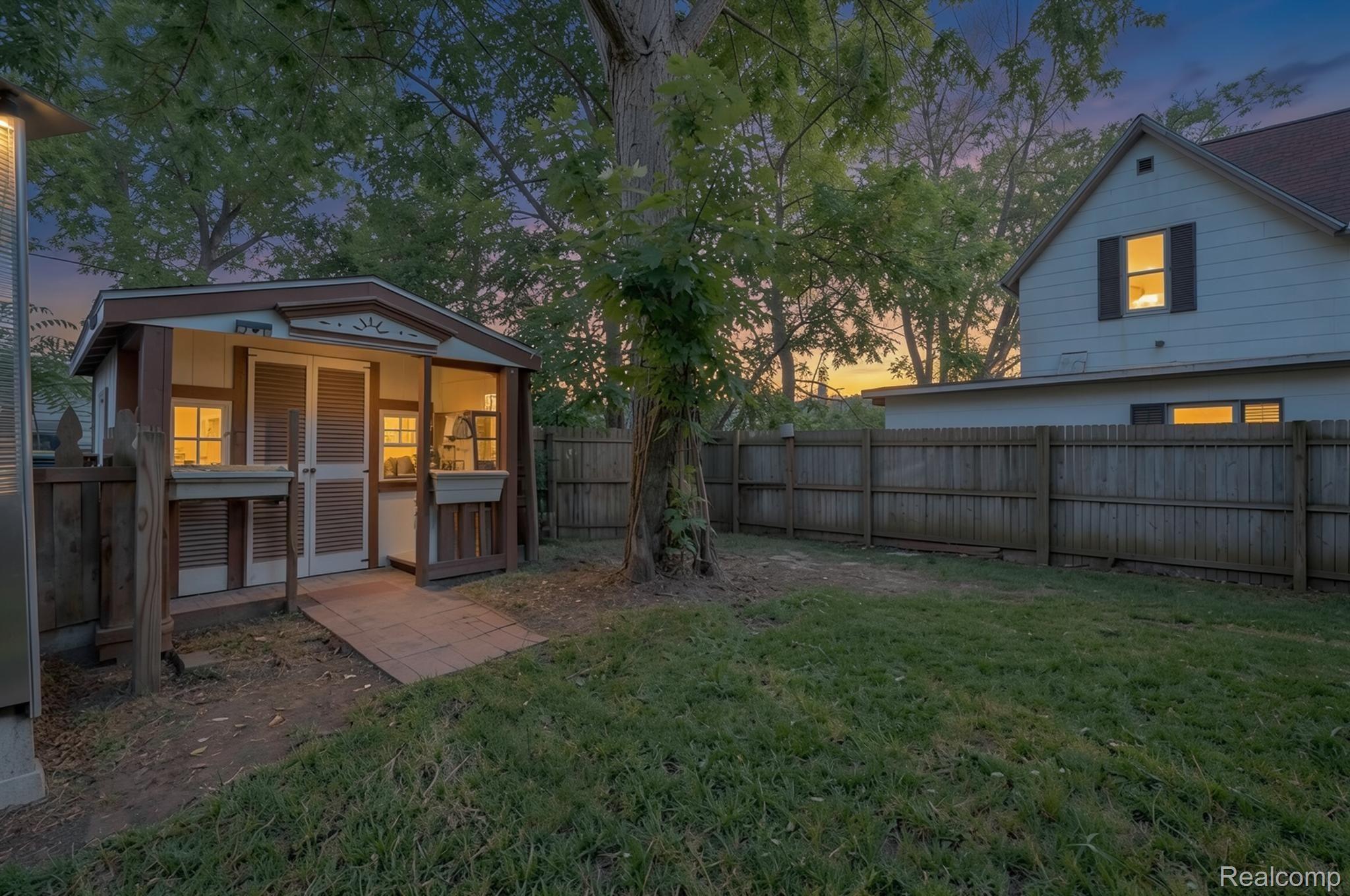 515 Jay Street Property Photo 3