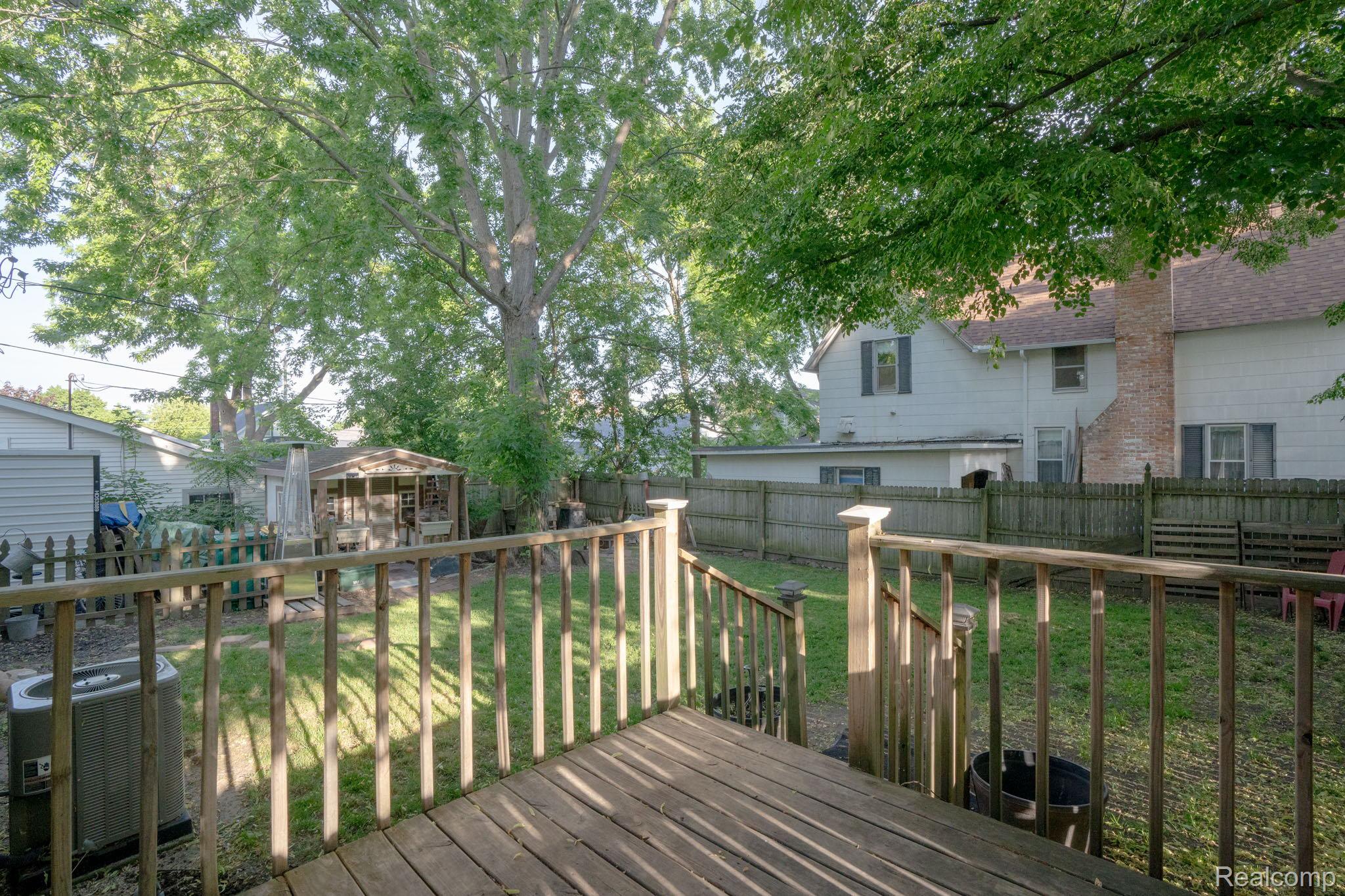 515 Jay Street Property Photo 14