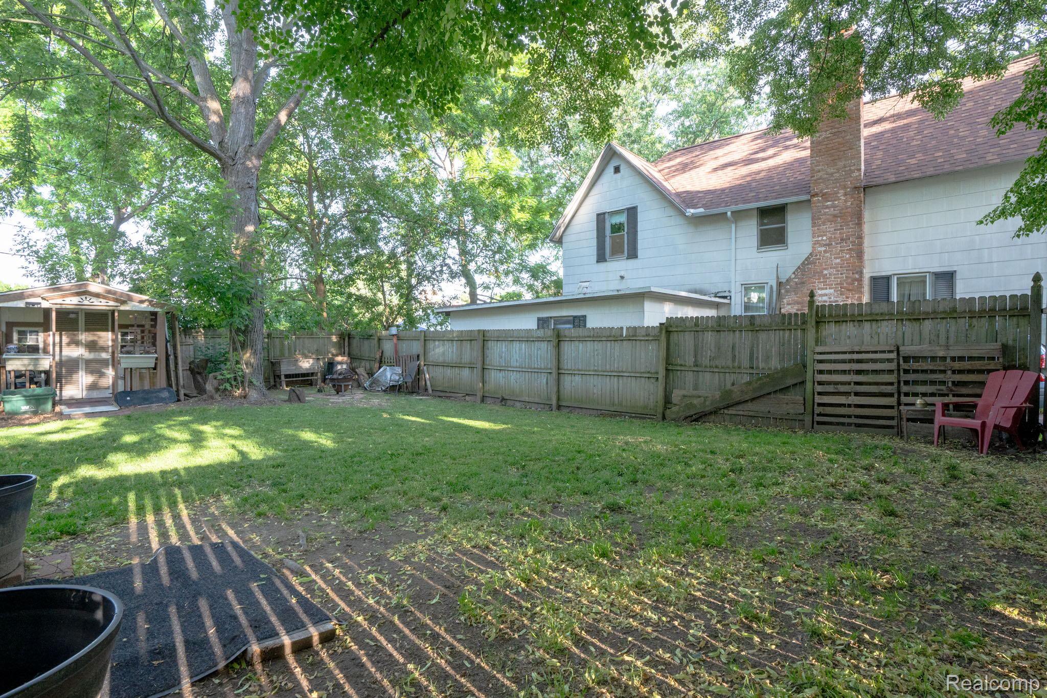 515 Jay Street Property Photo 15