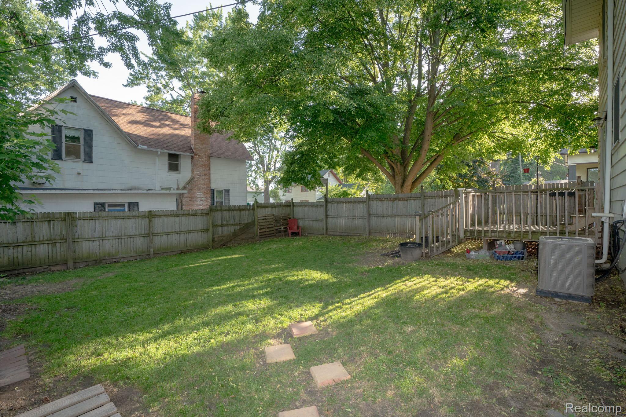 515 Jay Street Property Photo 20