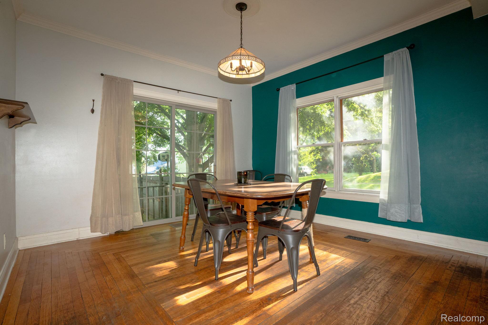 515 Jay Street Property Photo 28