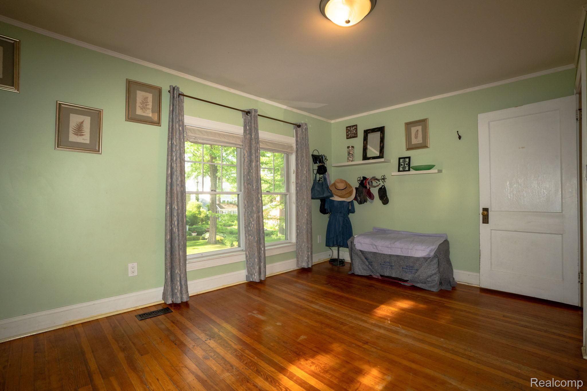 515 Jay Street Property Photo 36