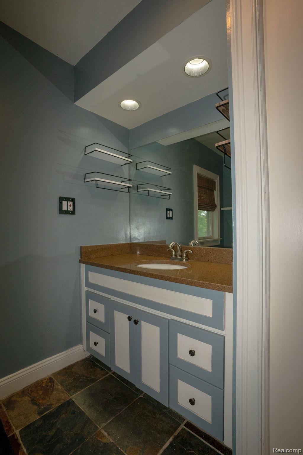 515 Jay Street Property Photo 42