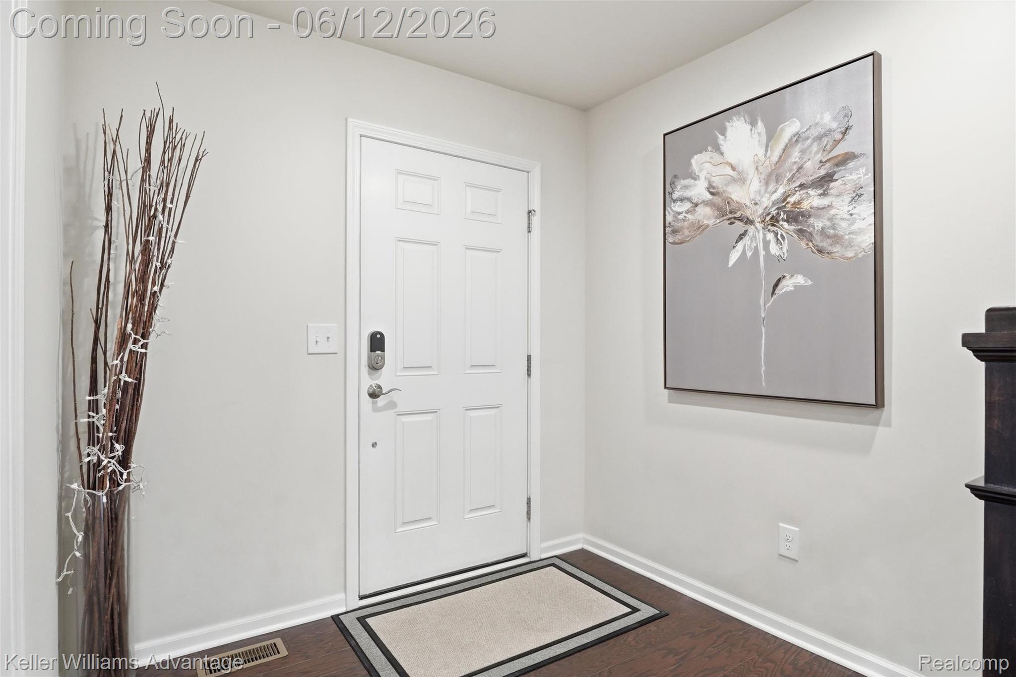 6134 Fieldstone Circle Property Photo 3