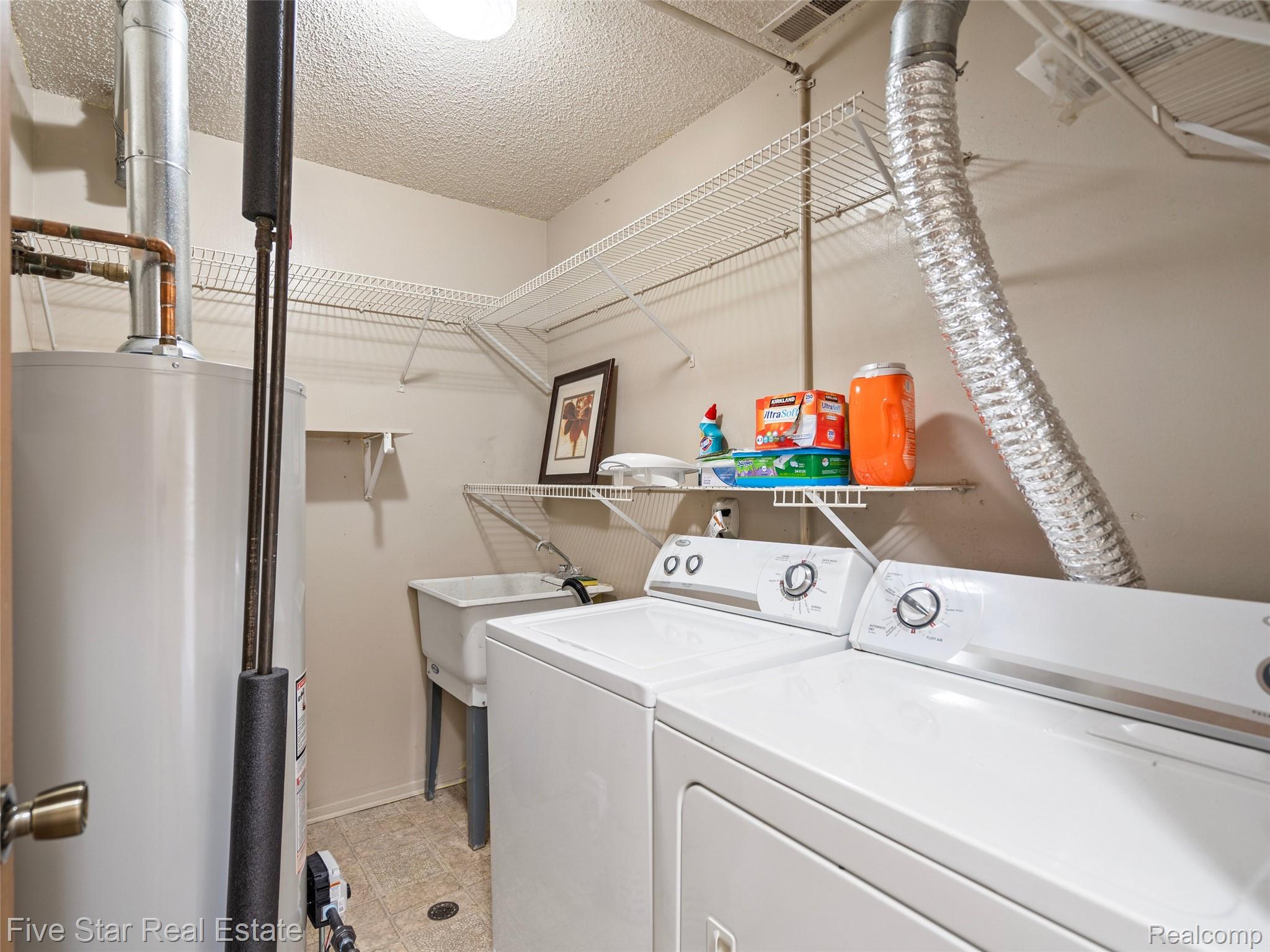 15012 Island Drive Property Photo 11