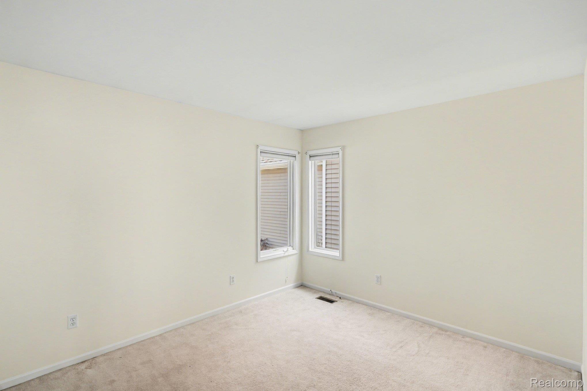 9166 Emily Drive Property Photo 7