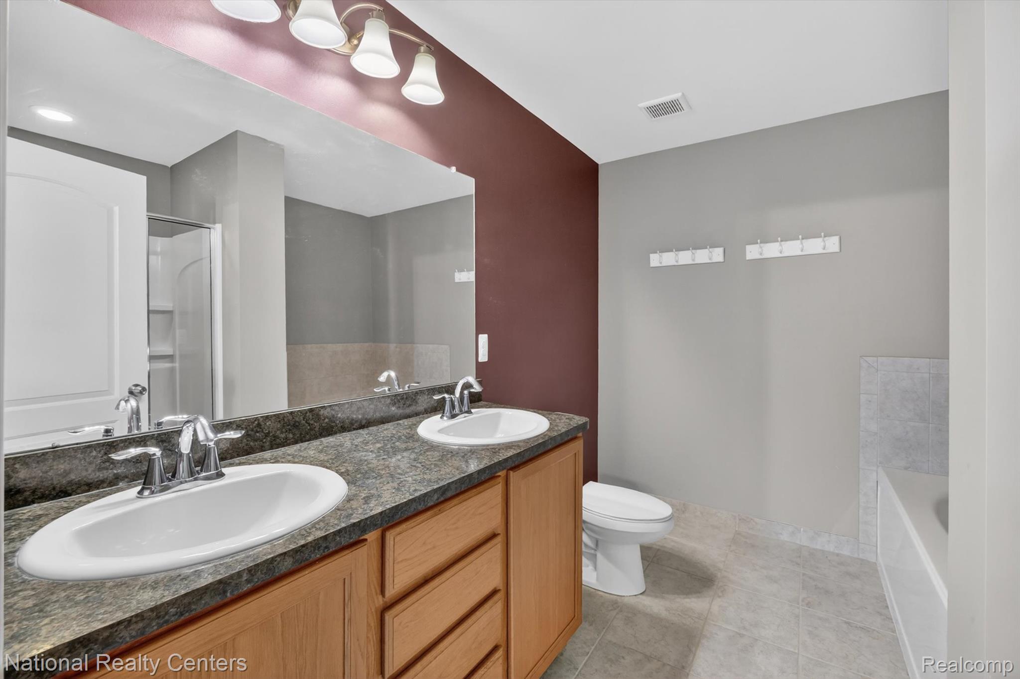 59697 Twin Pines Drive Property Photo 21