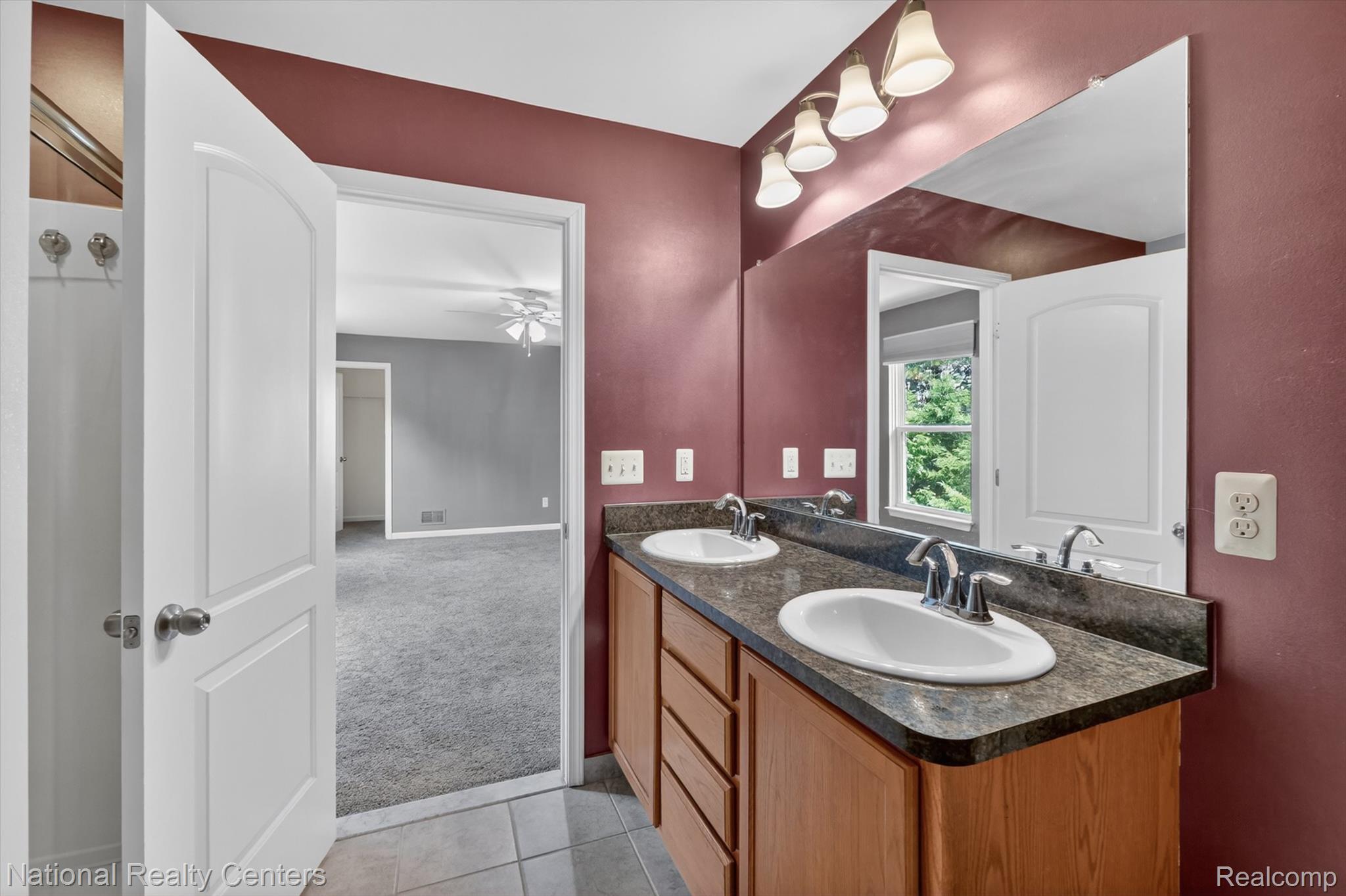 59697 Twin Pines Drive Property Photo 22