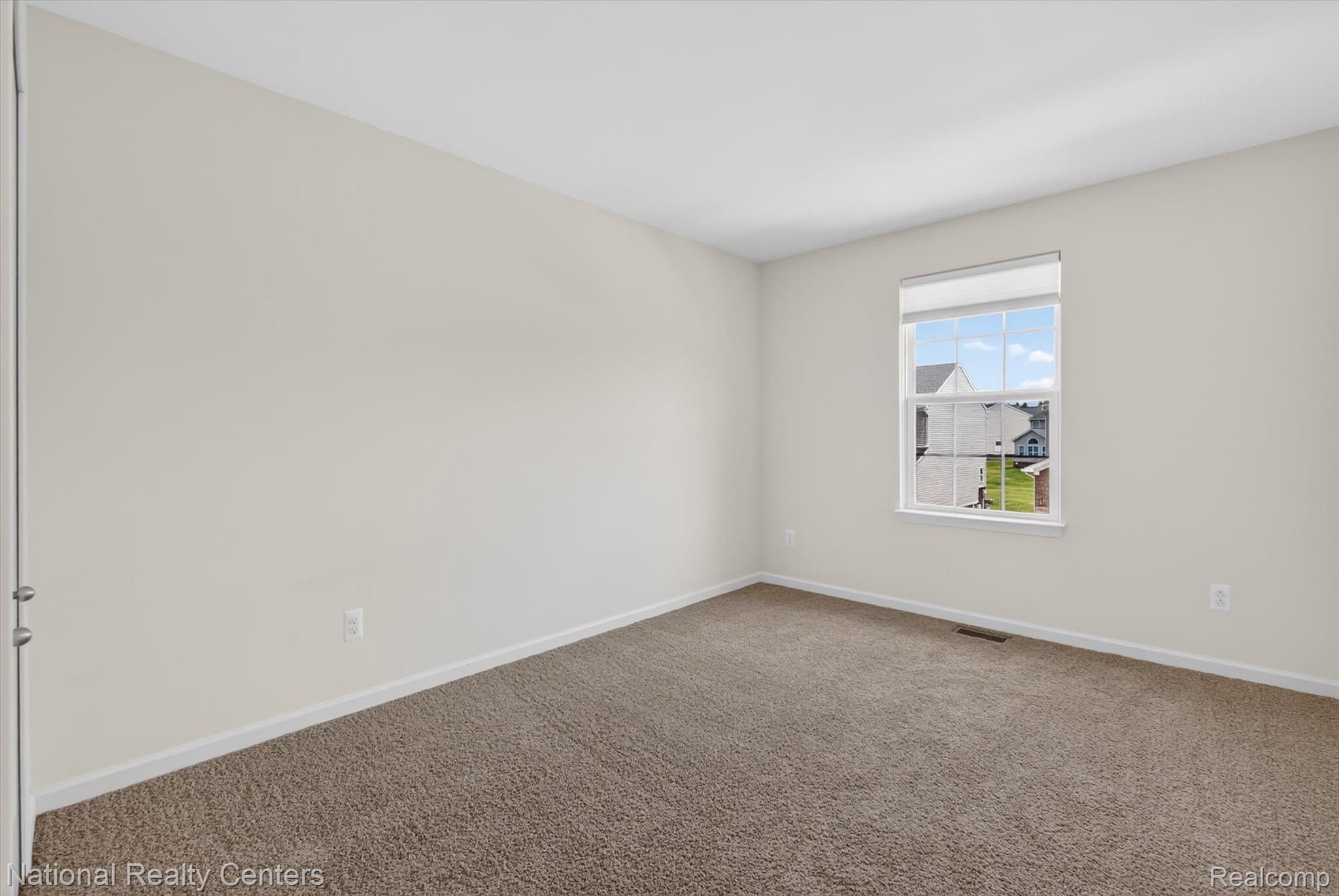 59697 Twin Pines Drive Property Photo 29