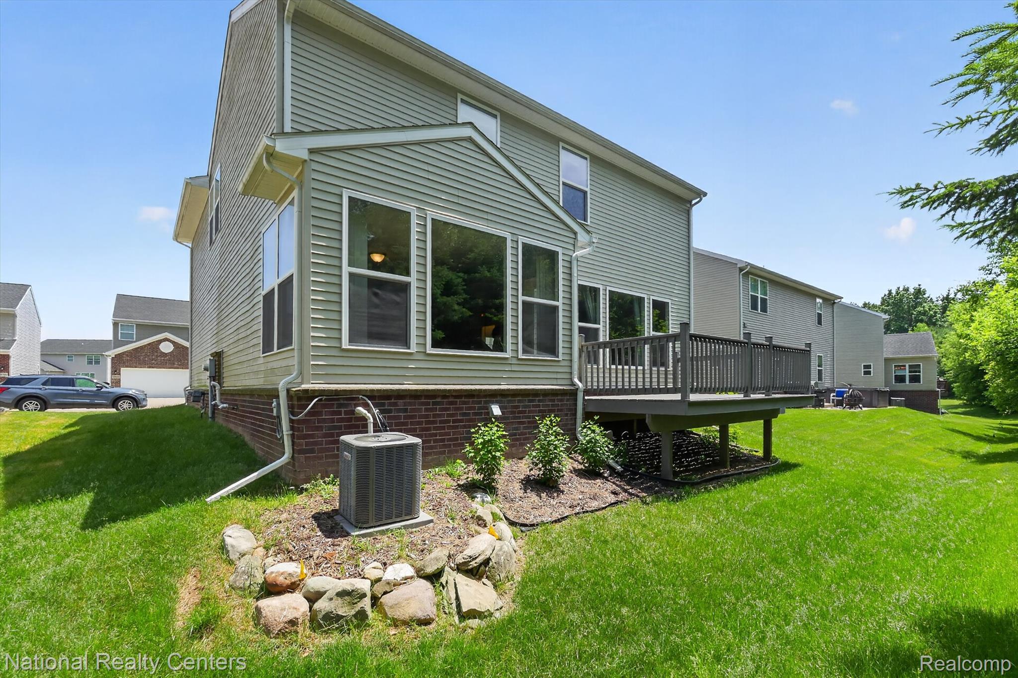 59697 Twin Pines Drive Property Photo 41