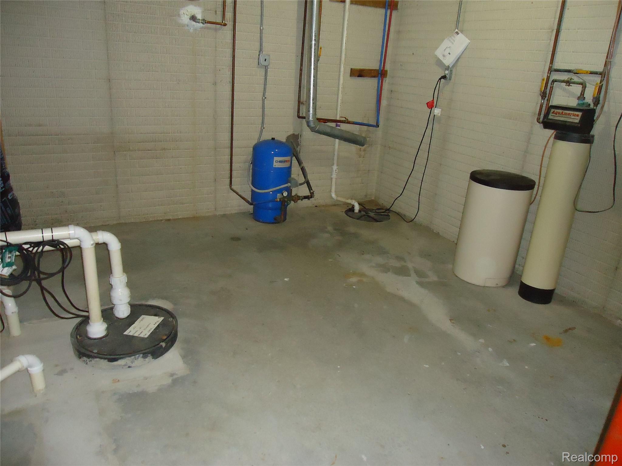 2933 Ashley Drive Property Photo 49