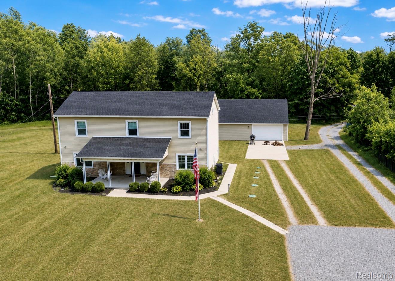 6537 Pardee Road Property Photo 1