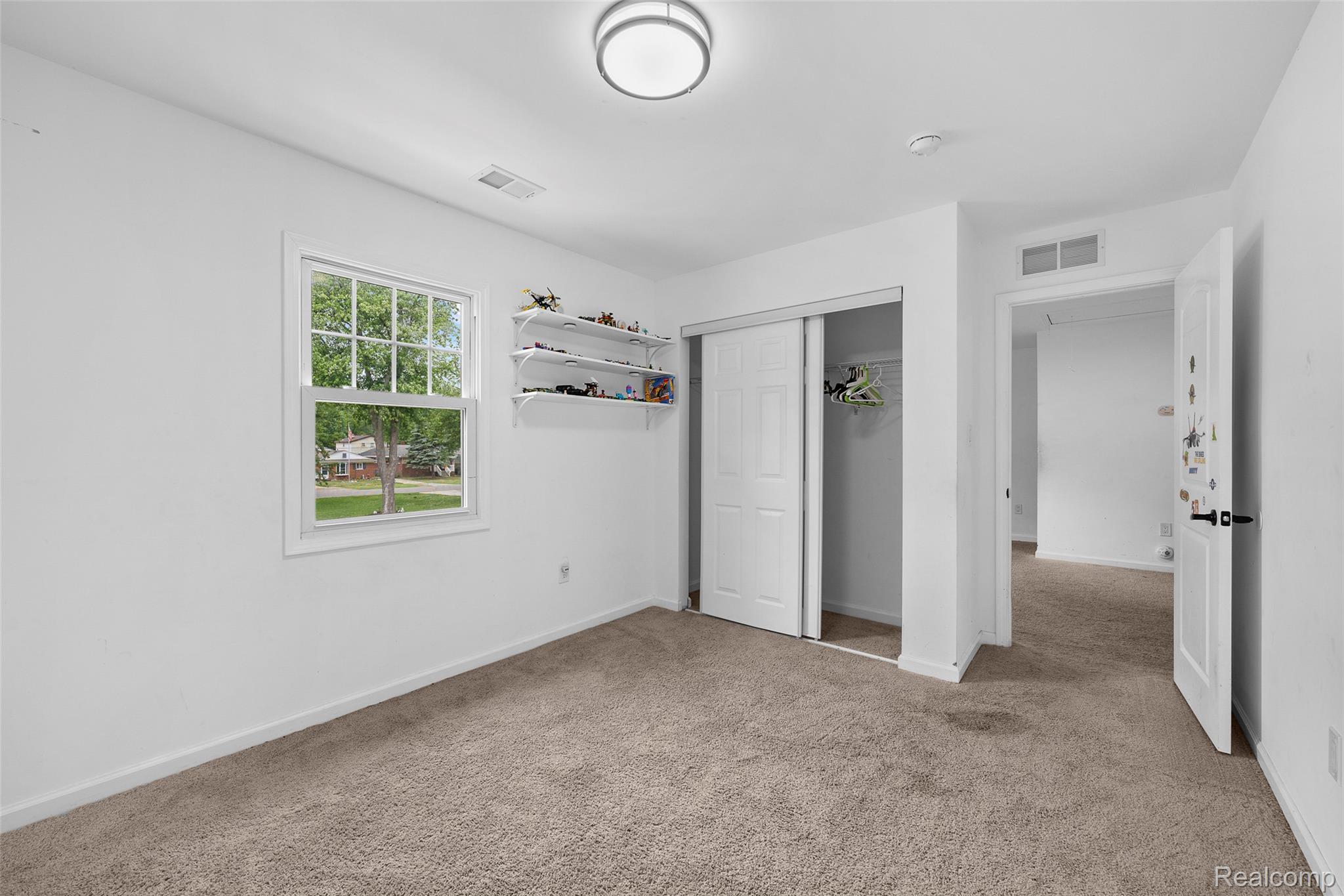 6537 Pardee Road Property Photo 13
