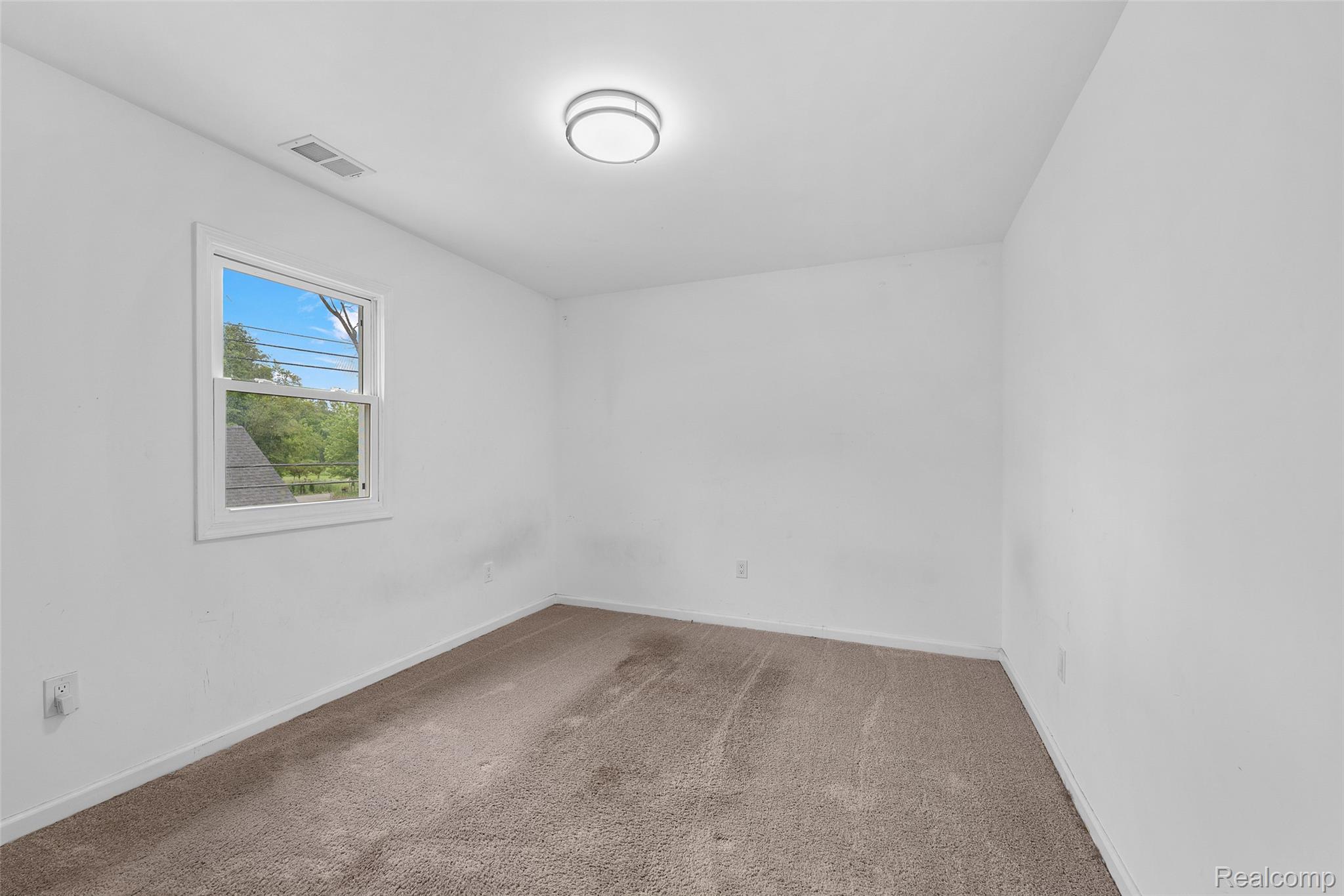 6537 Pardee Road Property Photo 14