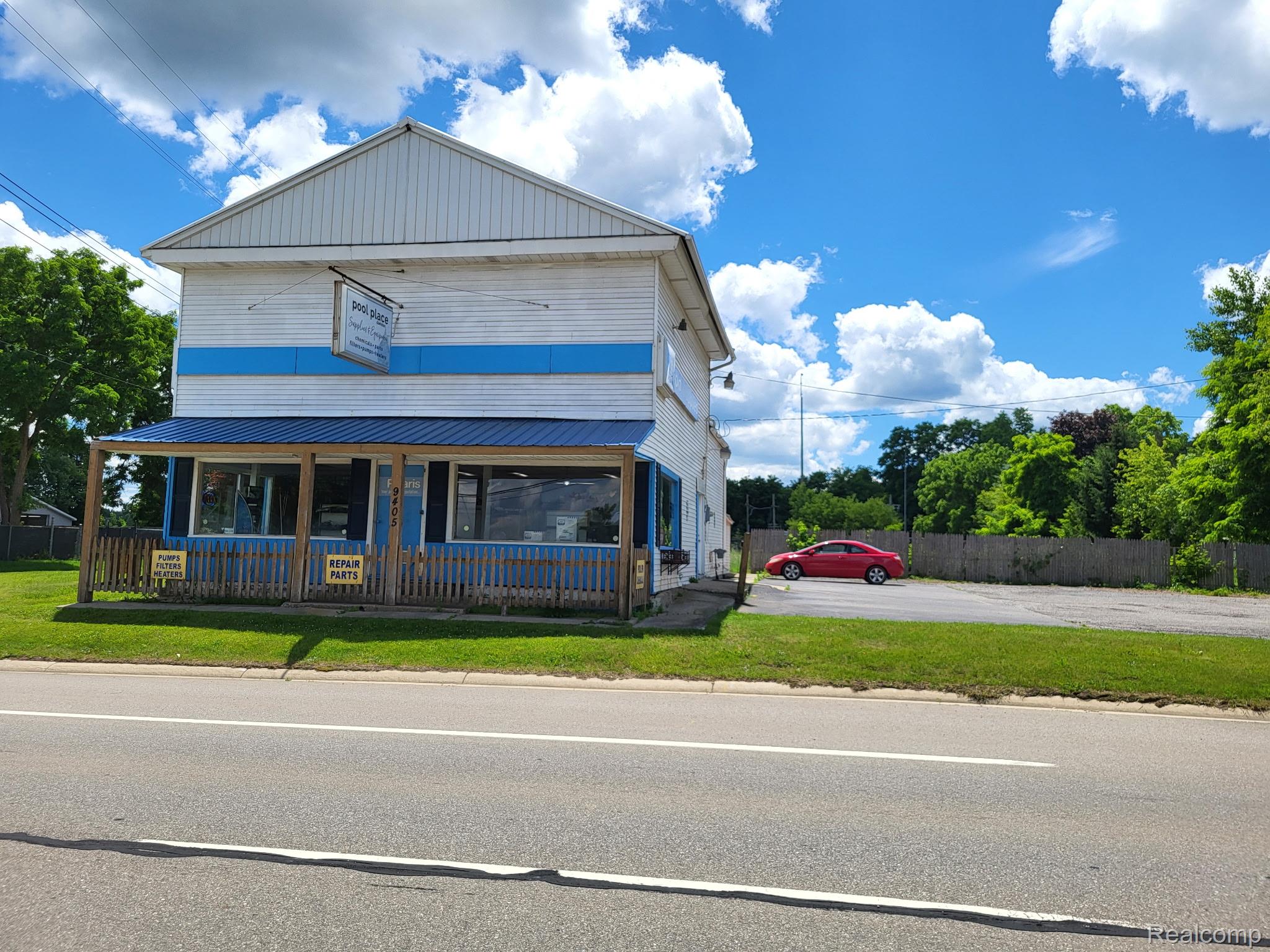 9405 Dixie Highway Property Photo 3