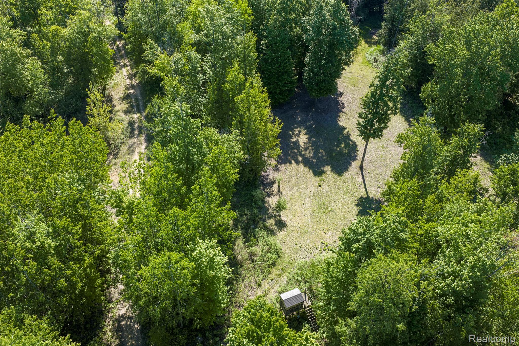2091 N Athey Property Photo 7