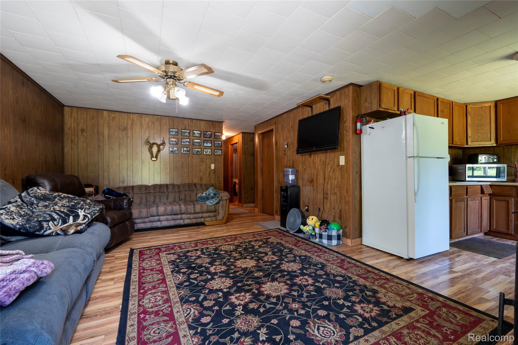 2091 N Athey Property Photo 18