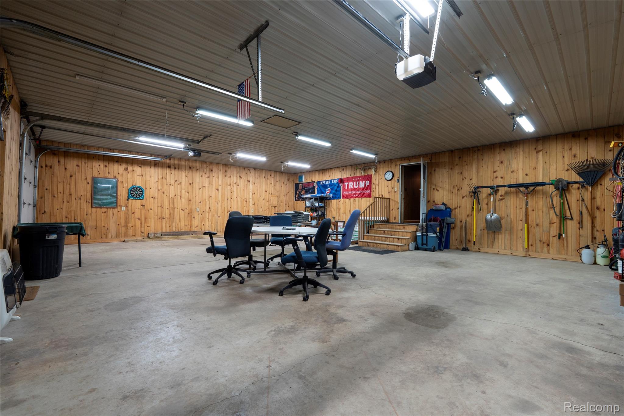 2091 N Athey Property Photo 22