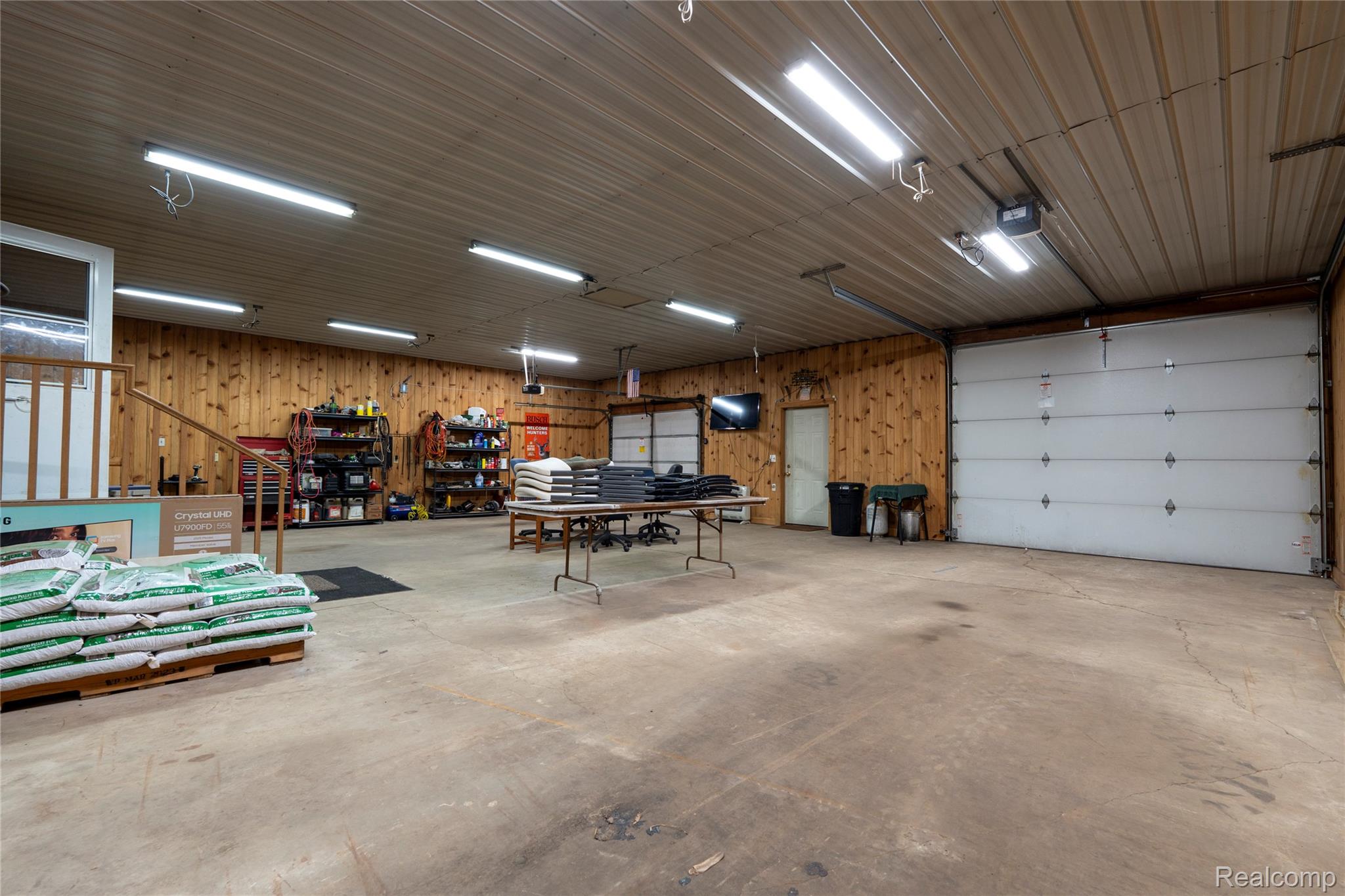 2091 N Athey Property Photo 23