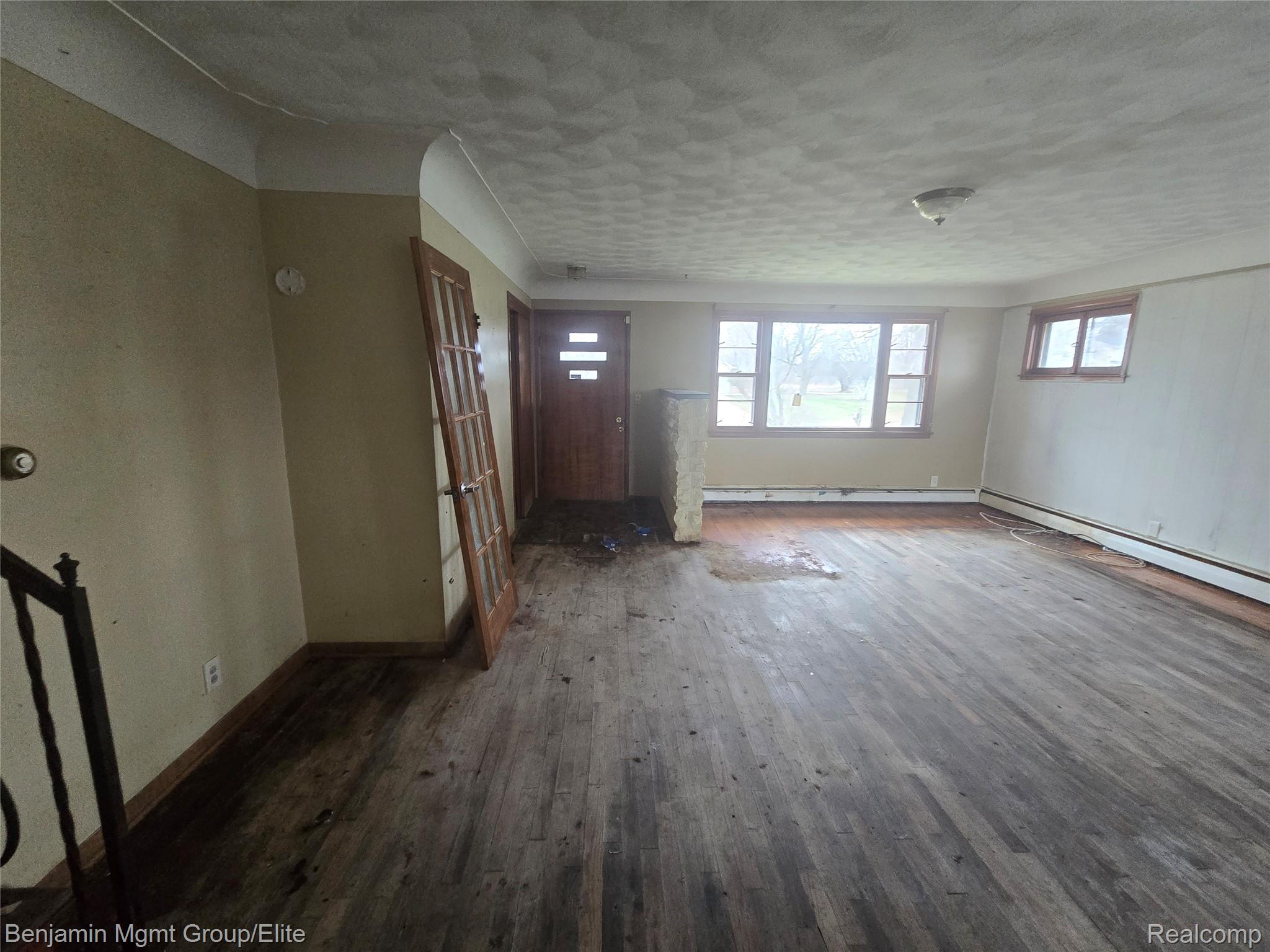9298 Varodell Drive Property Photo 4