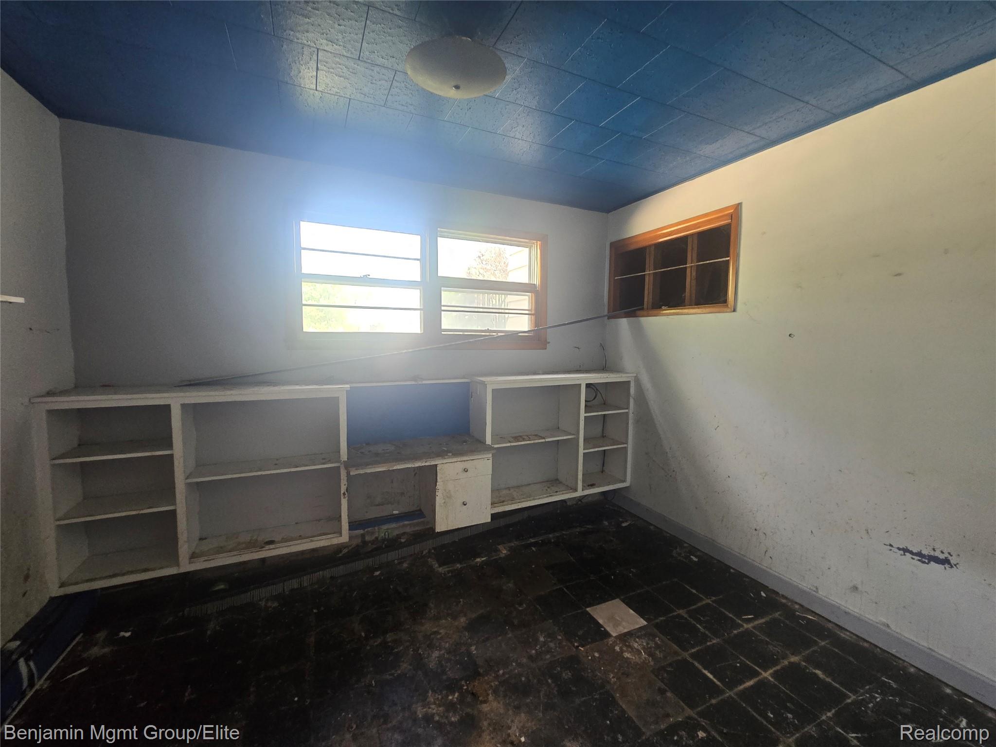 9298 Varodell Drive Property Photo 17