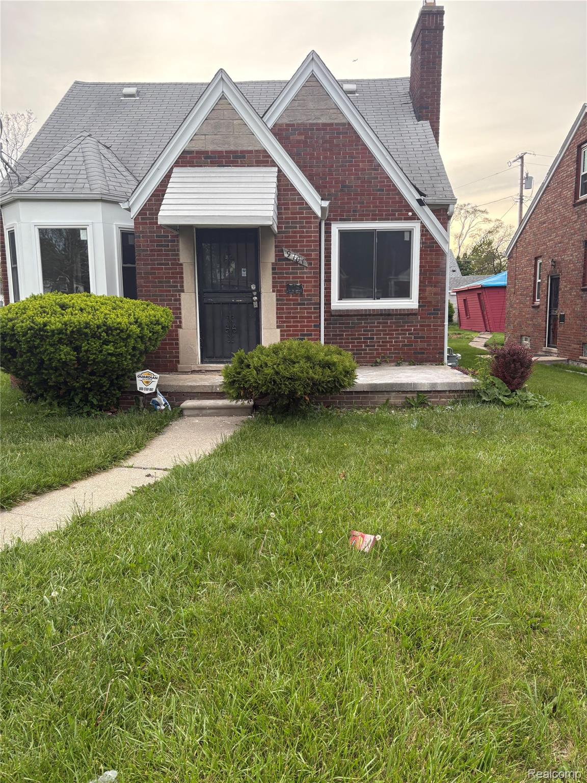9701 Somerset Avenue Property Photo 1