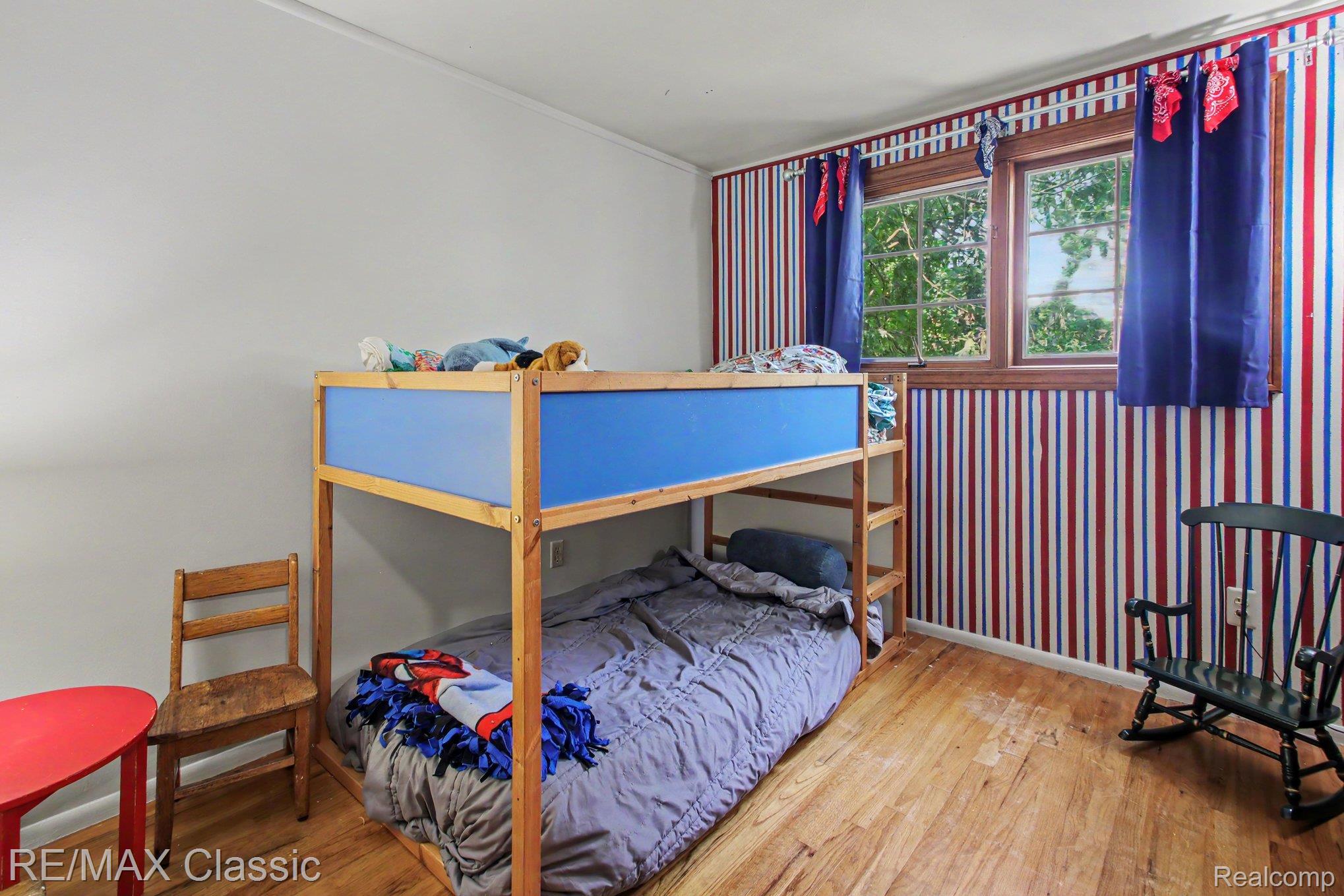 350 Burroughs Street Property Photo 7