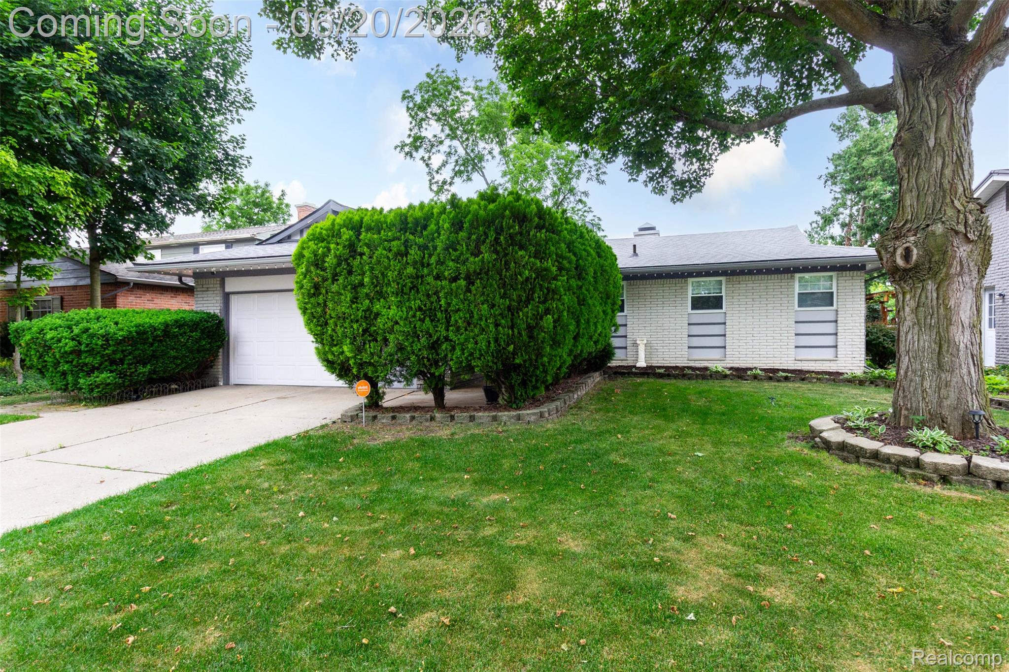 1454 Pine Valley Boulevard Property Photo 2