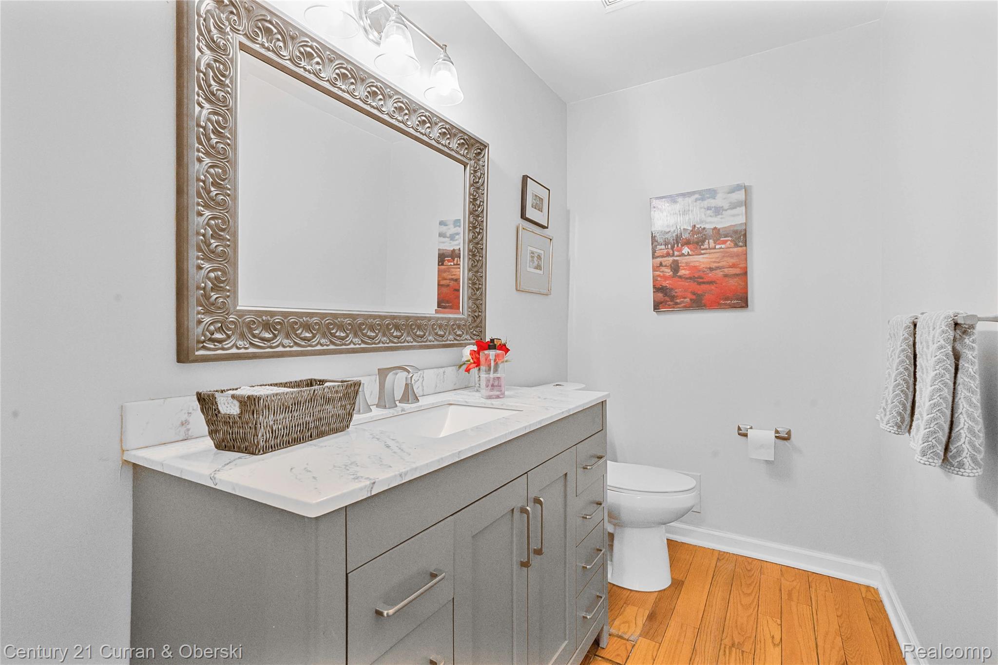 5994 Glen Eagles Drive Property Photo 11