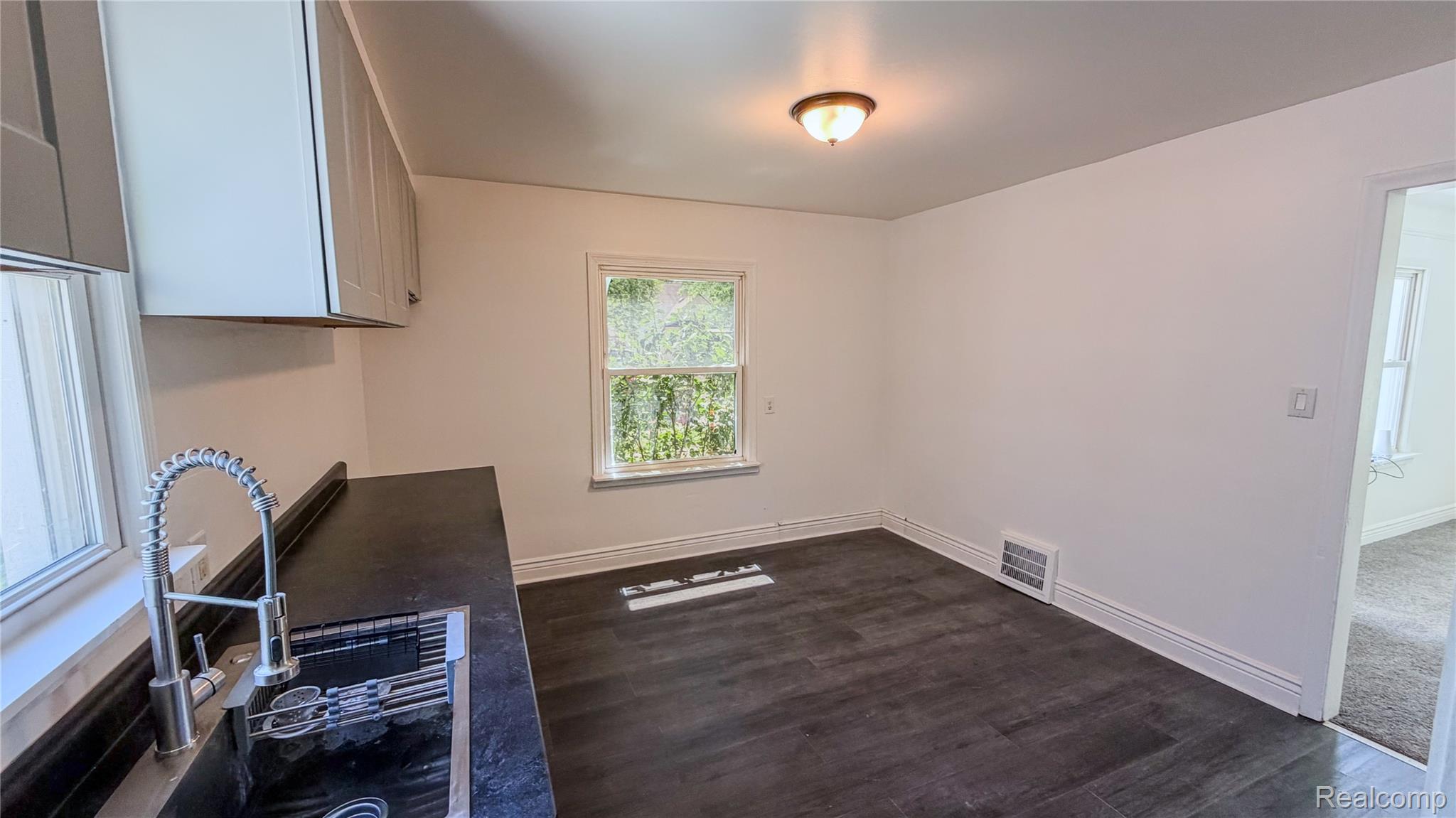19685 Washtenaw Street Property Photo 6