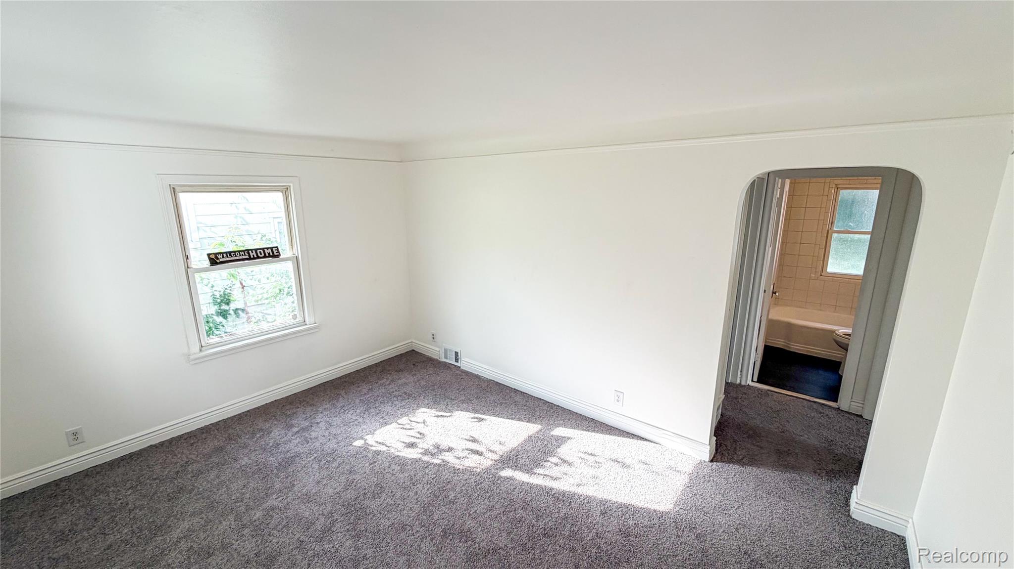 19685 Washtenaw Street Property Photo 8