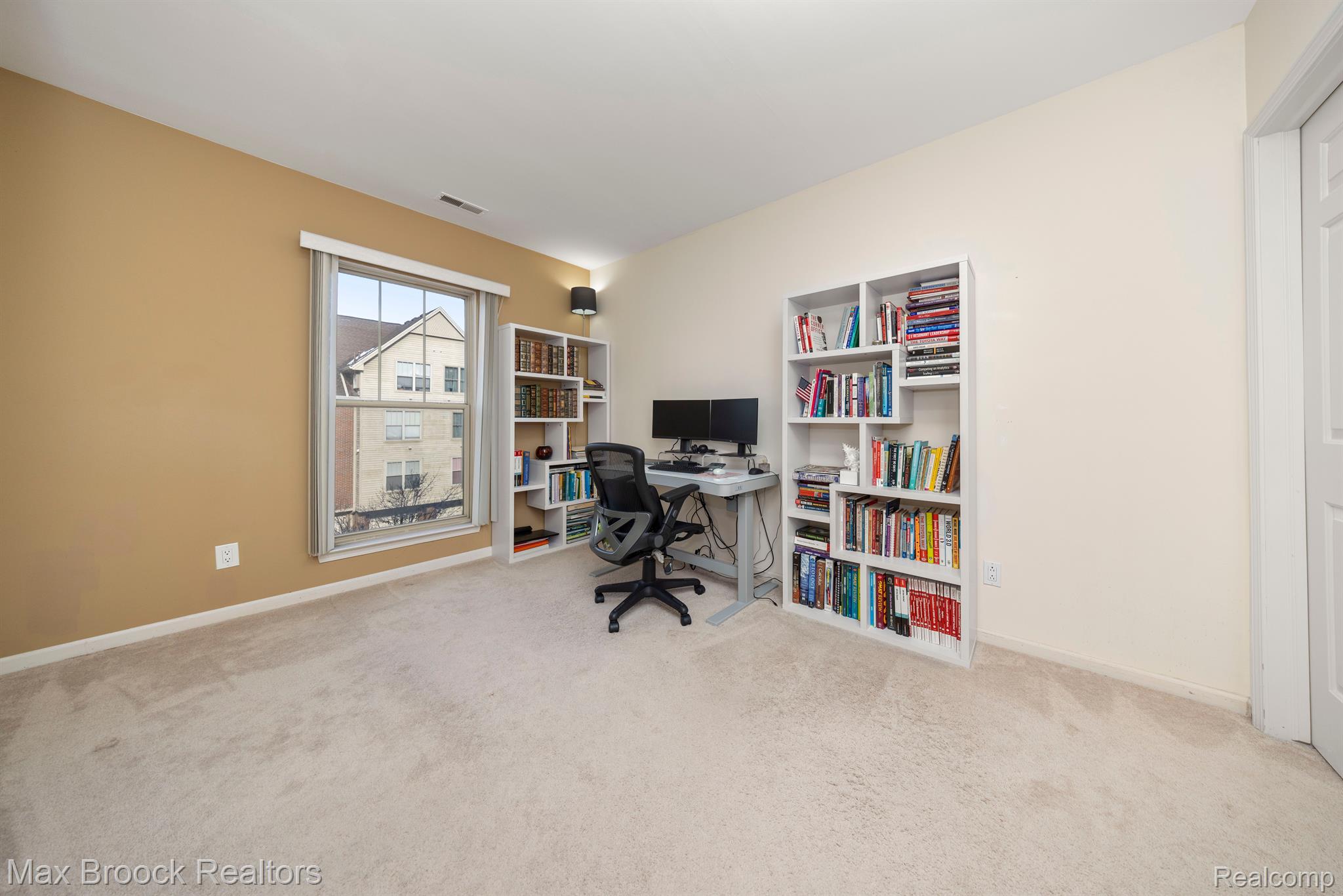 160 Tiffany Lane Property Photo 22