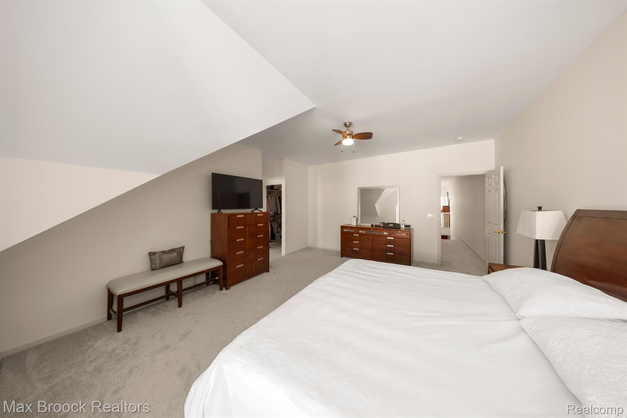 160 Tiffany Lane Property Photo 27