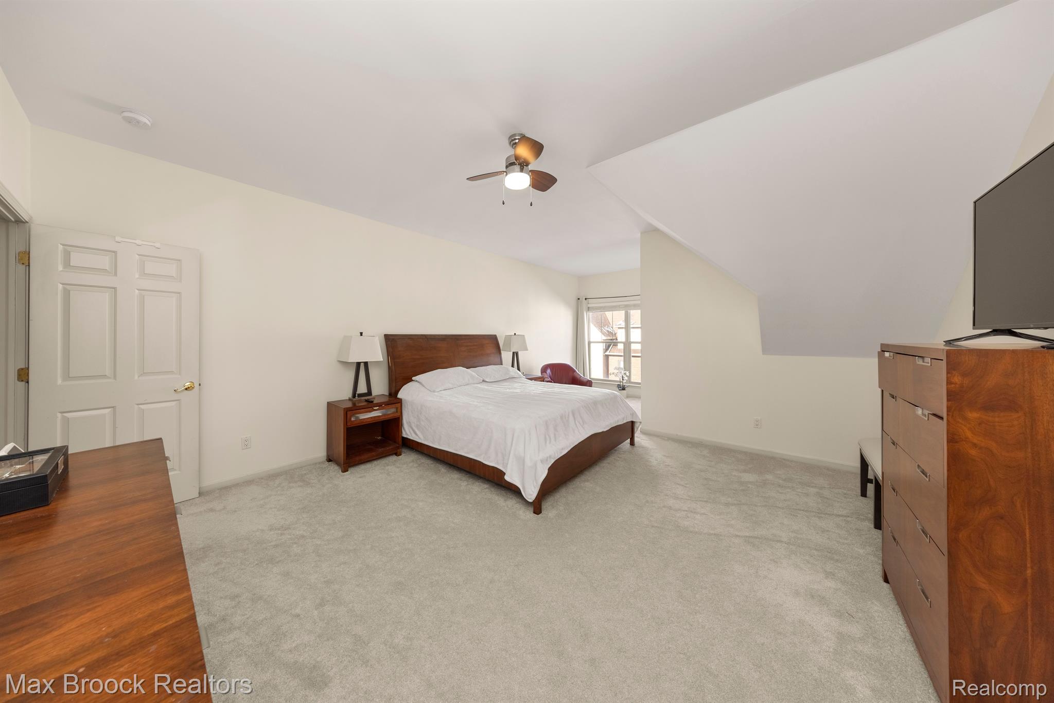 160 Tiffany Lane Property Photo 31