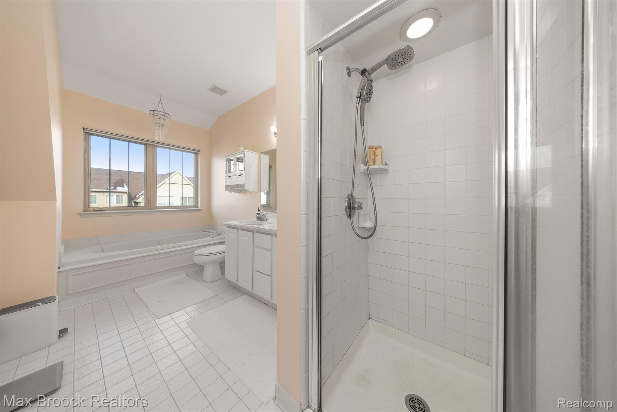 160 Tiffany Lane Property Photo 32