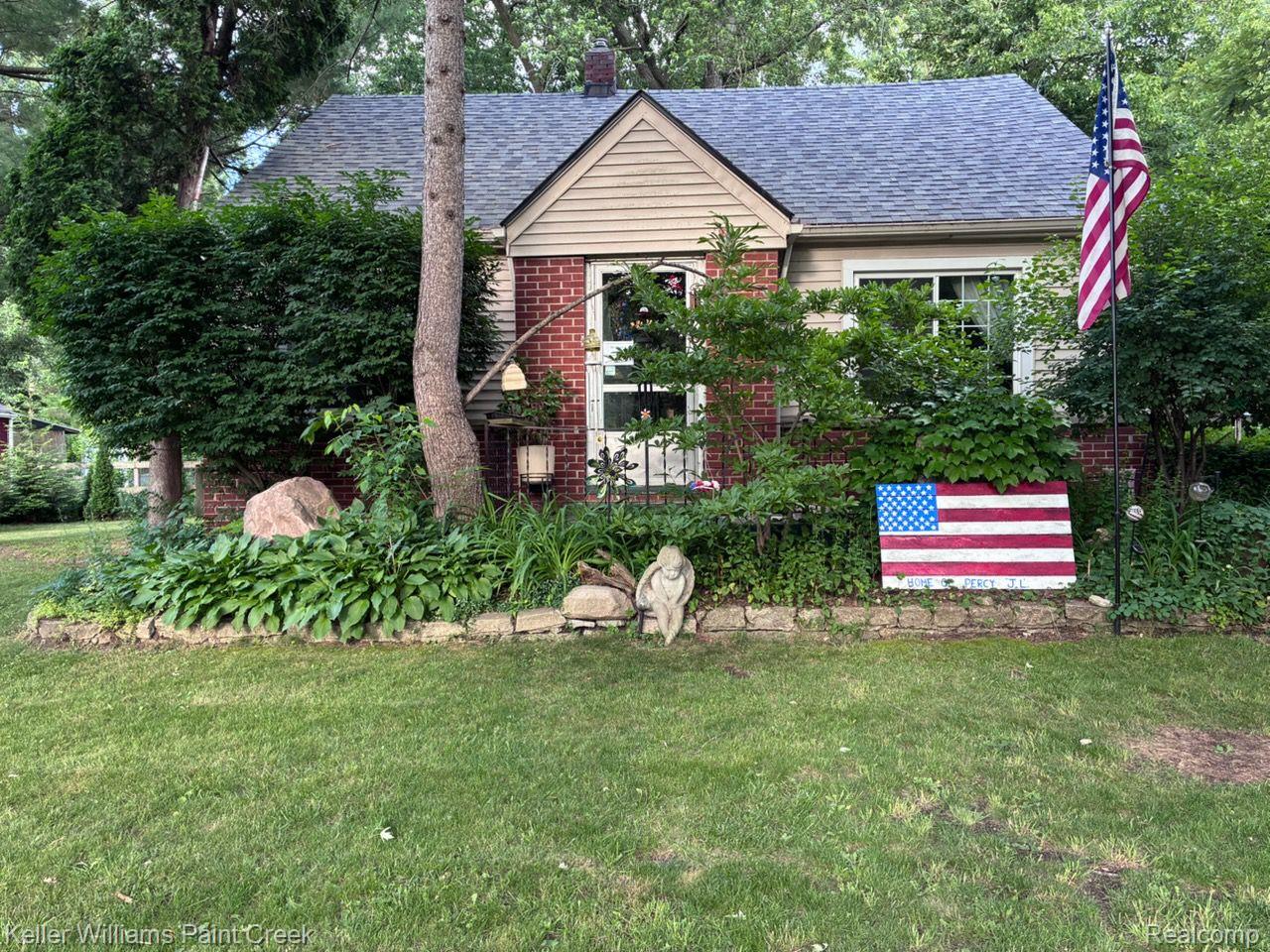 3265 Willet Avenue Property Photo 1