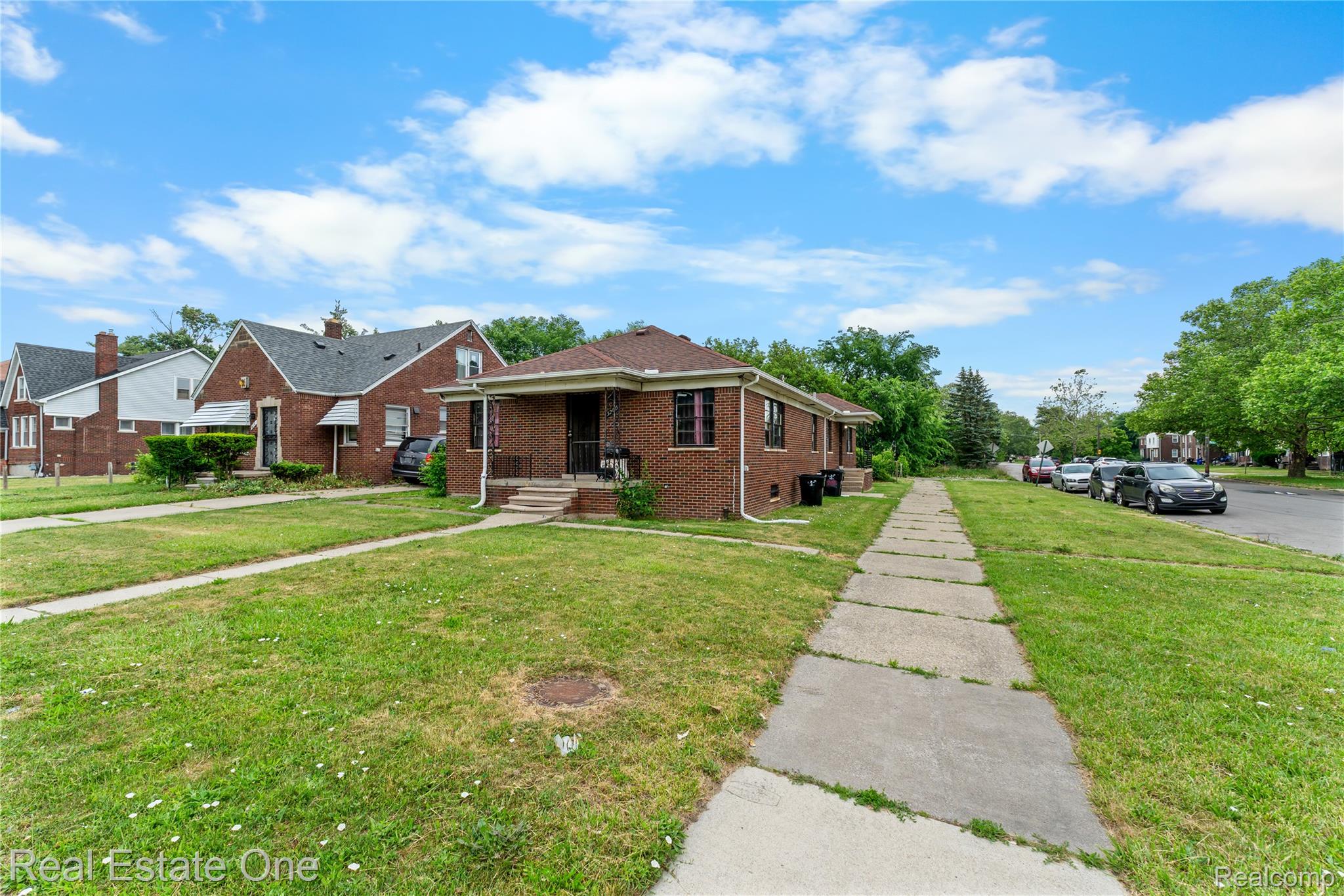 5200 Chalmers Street Property Photo 2