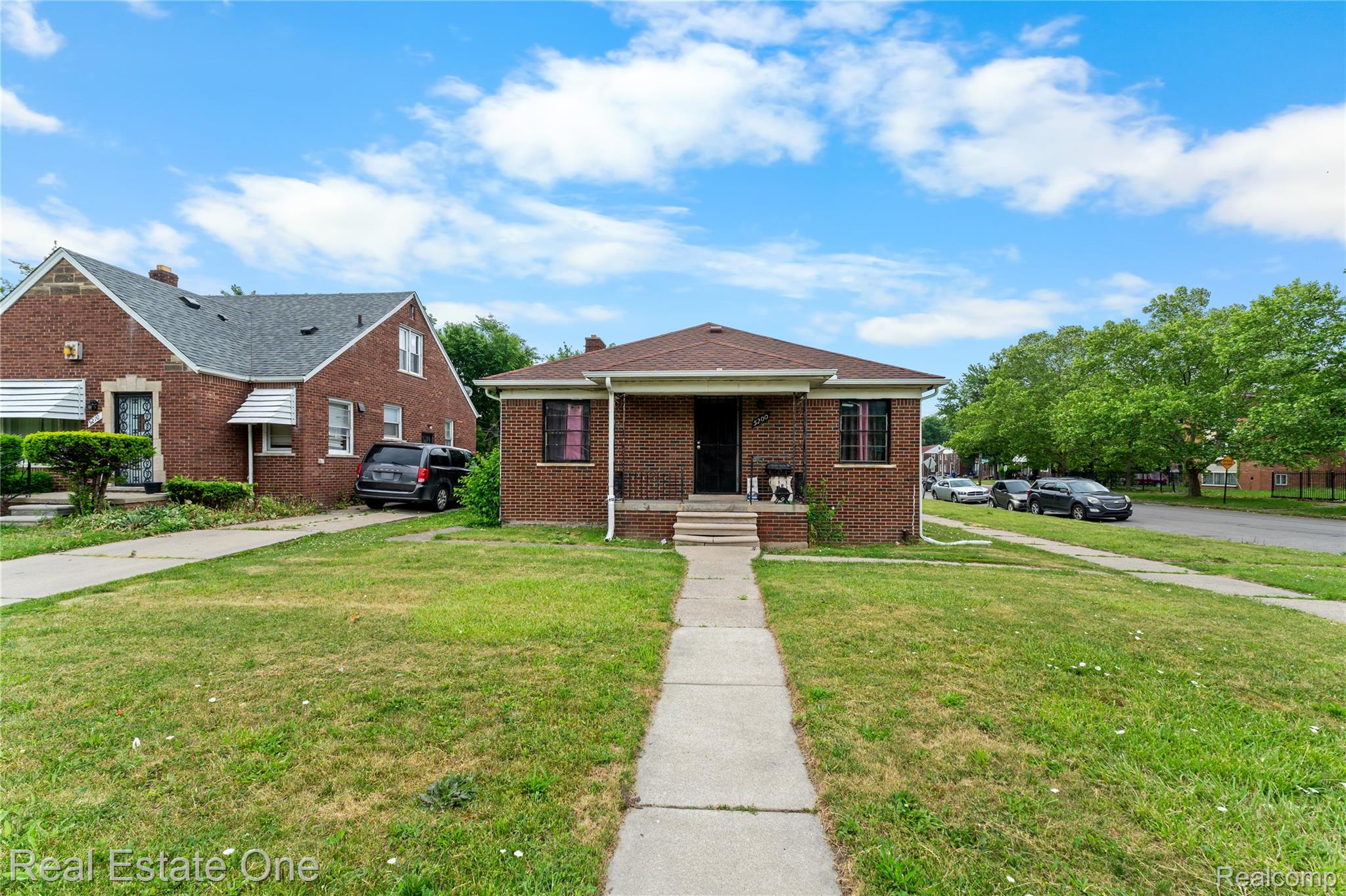 5200 Chalmers Street Property Photo 3
