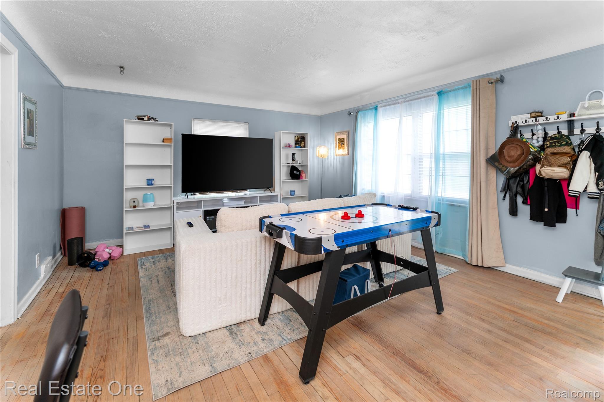5200 Chalmers Street Property Photo 7
