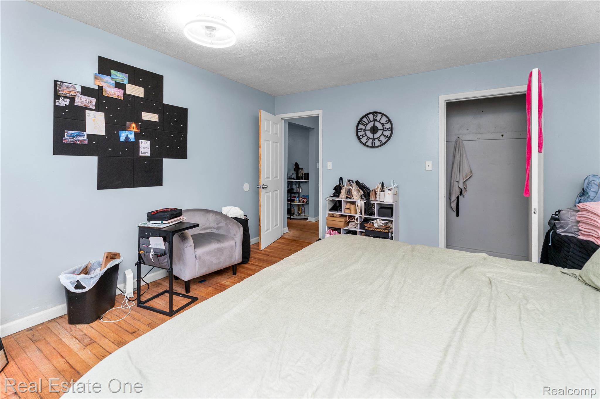 5200 Chalmers Street Property Photo 13