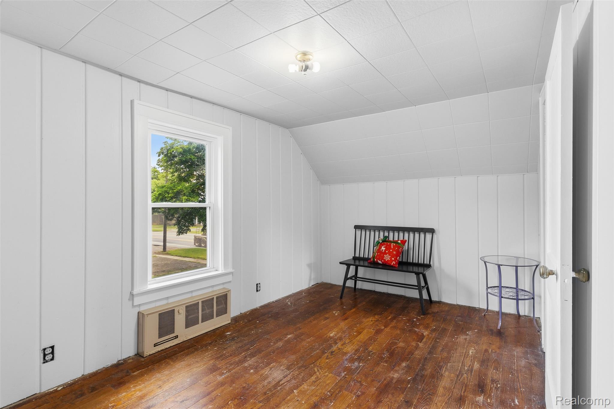 325 N Cedar Street Property Photo 14
