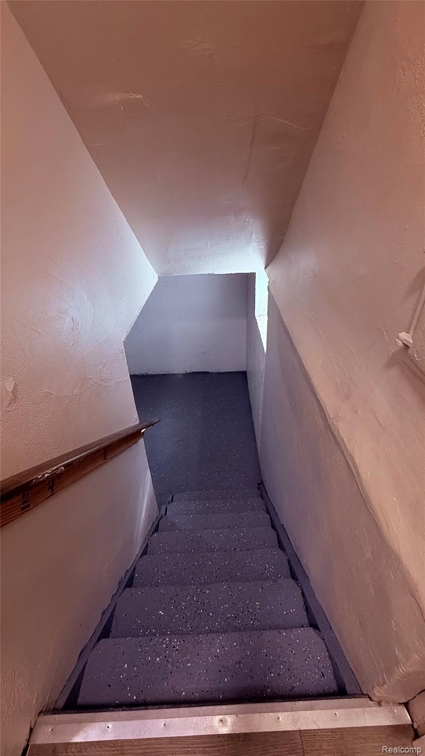 16203 Roselawn Street Property Photo 36