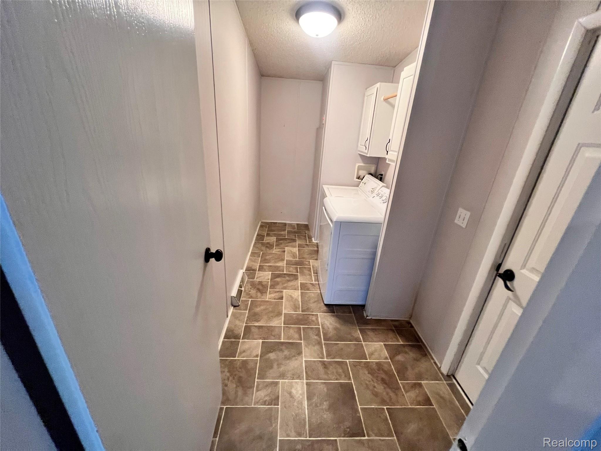 415 Weeping Willow Property Photo 18