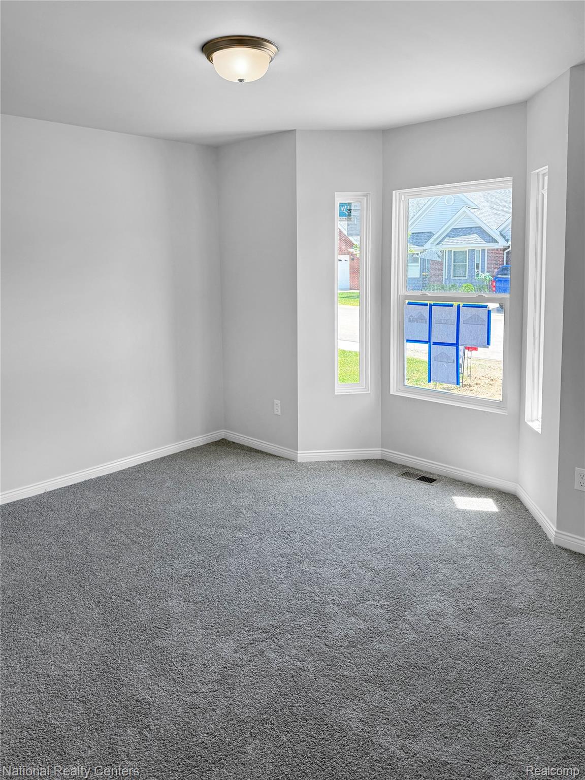 374 (immediate Occupancy) Devonshire Drive 30 Property Photo 23