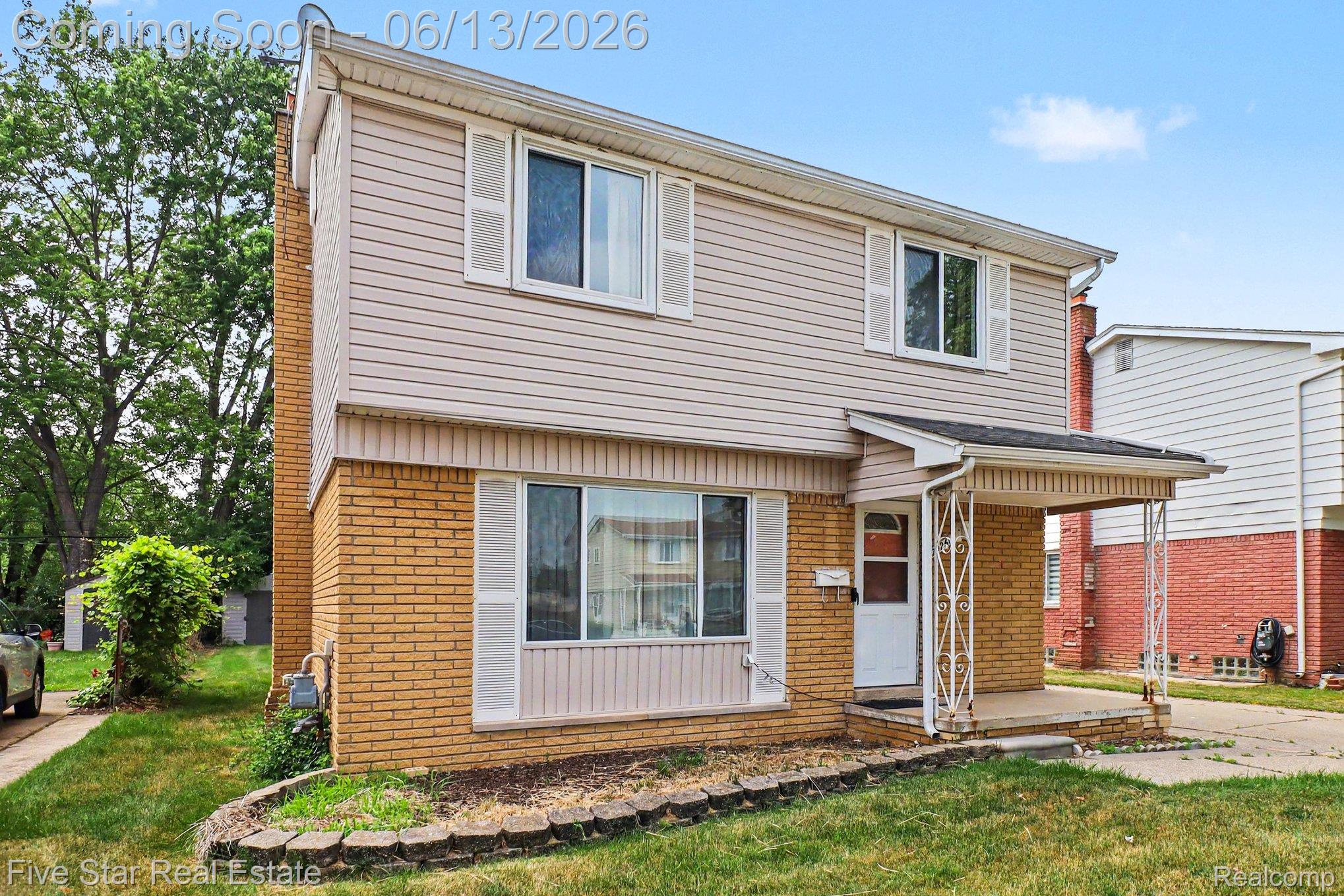 29261 Marshall Street Property Photo 4