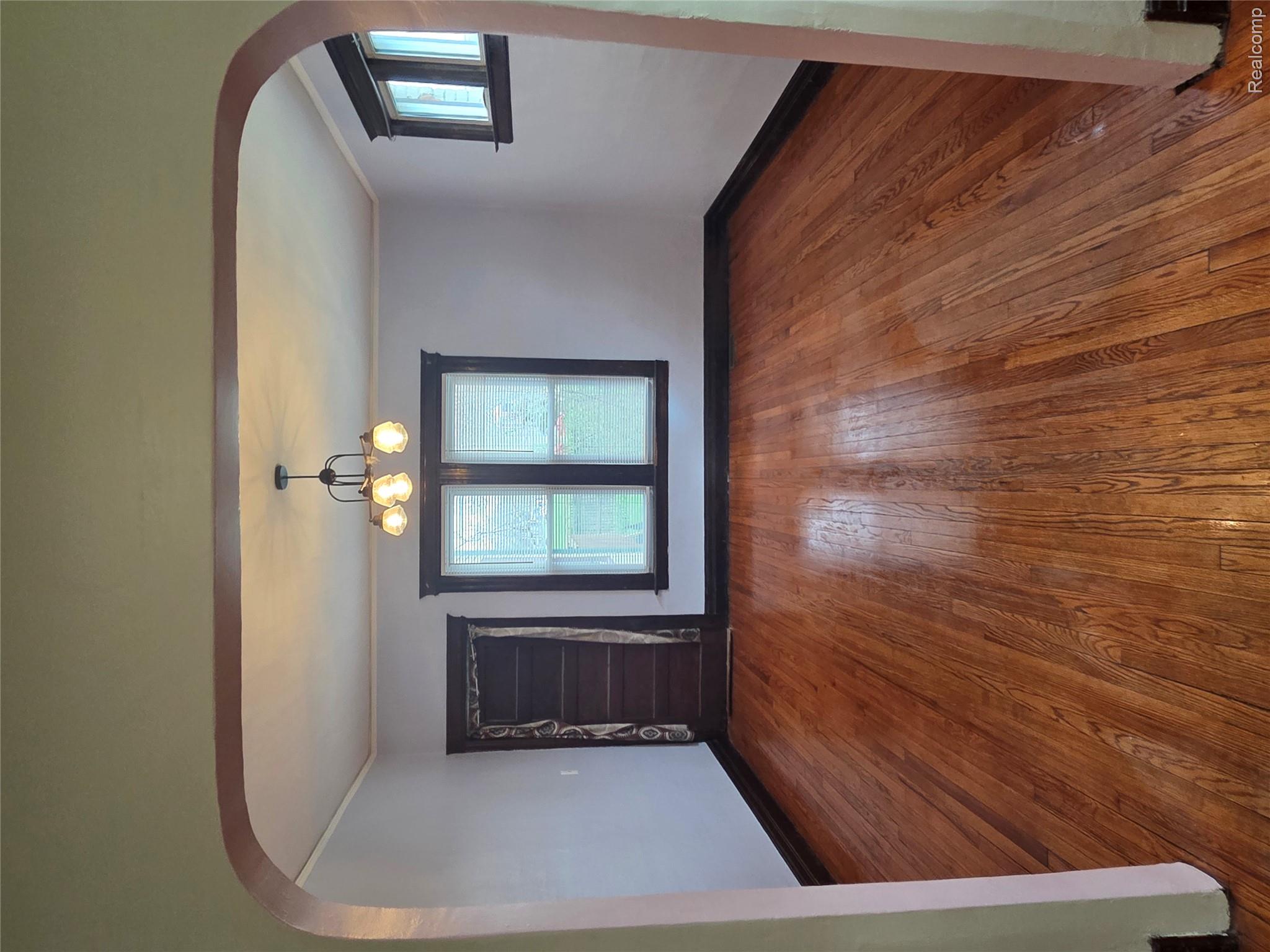 3254 Hogarth Street Property Photo 5