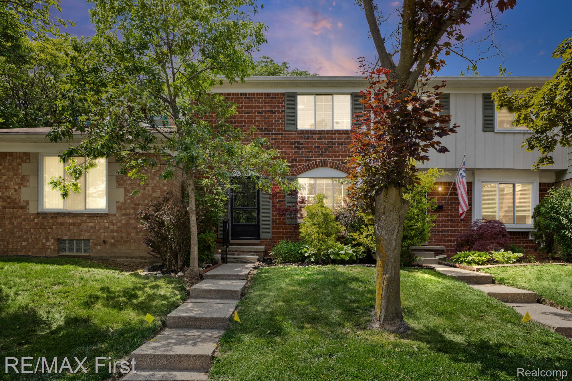 4905 Coventry Street Property Photo 1