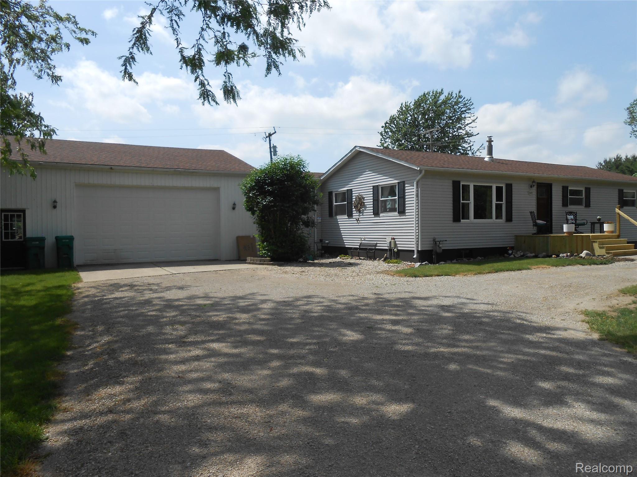 249 N Gates Road Property Photo 4