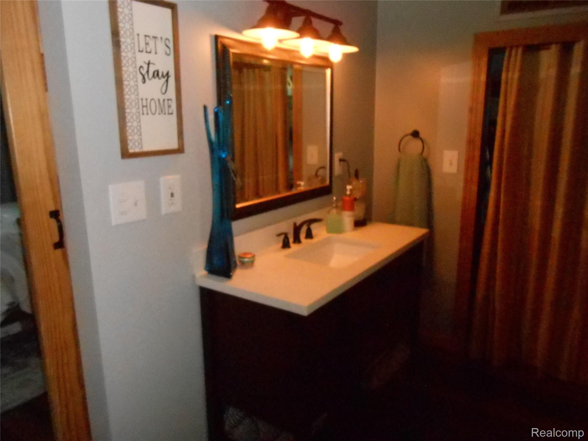 249 N Gates Road Property Photo 18